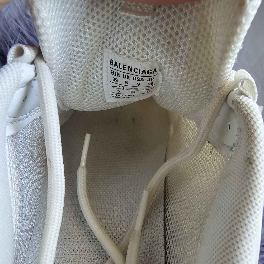 Balenciaga triple s "White Rubber" Chunky Sneakers AUTHENTIC size 39 - Picture 12 of 13